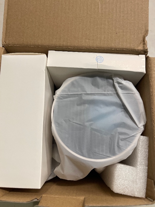 Photo 1 of [Electric Focus]Mini Portable Projector with 4K Support, Bluetooth 5.4 WIFI6, 5watt Sound Base Speaker, 260 ANSI, Android 11, 210° Rotation , Auto Keystone Correction Video Projector HY300 PLUS