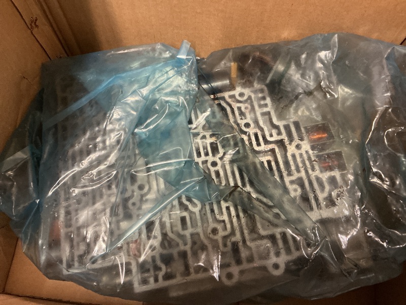 Photo 1 of 4L60E/4L65E Transmissions Shift Valve Body Compatibile with GM 4L70E Transmissions Shift Solenoid Plate and Harness (4L60E 96-02)