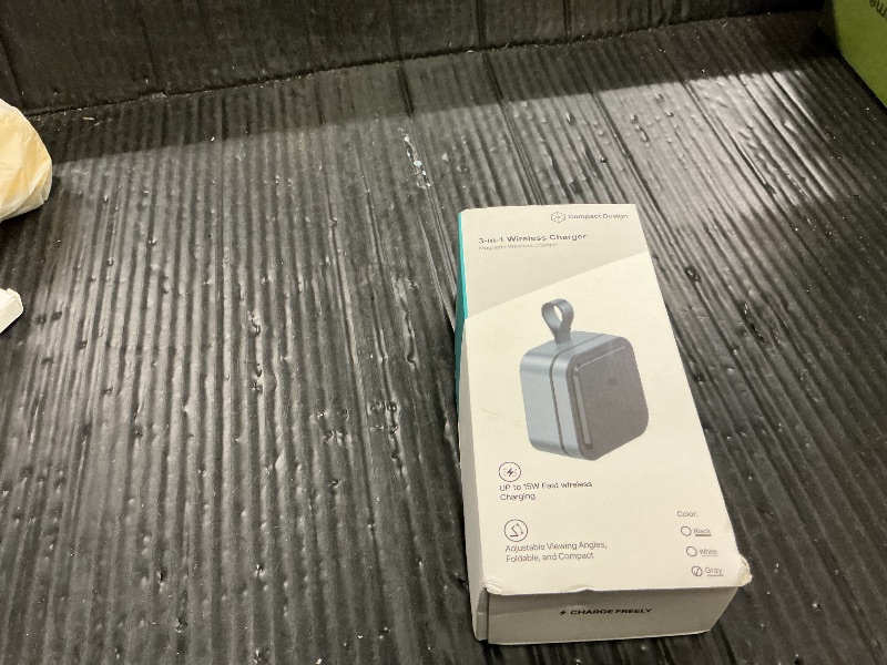 Photo 1 of 3 in 1 Wireless Charging Station for Apple Devices, Magnetic Foldable Travel Fast Charger Stand Compatible with MagSafe for iPhone Air/17/16/15/14/13/12 Series, Apple Watch & AirPods Pro/4/3/2-Black