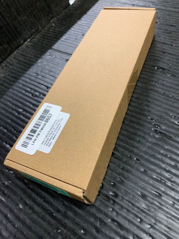 Photo 1 of 1 Pack Large Christmas Red Bows for Christmas Tree with Gold Border & Back, 12" x 14" Velvet Bows for Tree Topper,Wreaths,Indoor,Outdoor,Fireplace,Stairs,Railing,Porch,Xmas Decoration