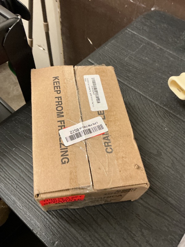 Photo 1 of Alba Botanica Hawaiian Oil-Free Moisturizer, Refining Aloe & Green Tea 3 oz5