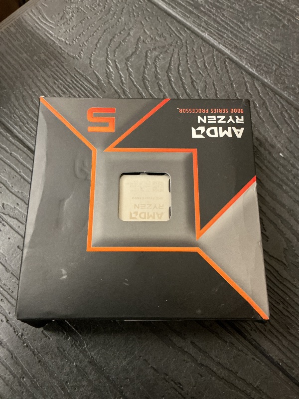 Photo 1 of AMD Ryzen™ 5 9600X 6-Core, 12-Thread Unlocked Desktop Processor