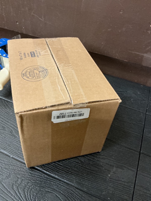 Photo 1 of MAXLONE ™ Car Spray with Triphene® Technology, Quick Spray & Wipe All Purpose Waterless Detailer Clean, Shine, Protect Paint, Glass, Wheels, Trim Without Pre-Washing (3, 20oz w 6 Micro Fiber Cloth)