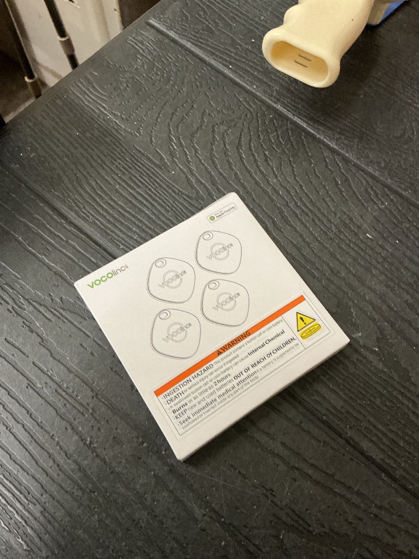 Photo 1 of [Apple MFi Certified] VOCOlinc Air Tracker Tags 4 Pack Black, Smart Key Finder Work with Apple Find My APP (iOS Only,Not for Android), Item Locator for Luggage Suitcases/Bag/Wallet,Replaceable Battery