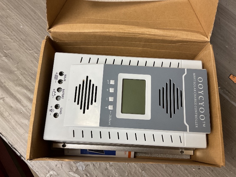 Photo 1 of OOYCYOO MPPT Charge Controller 100 amp 12V/24V Auto, 100A Solar Panel Charge Regulator with Blacklight LCD Display Max 100V for Lead-Acid Sealed Gel AGM Flooded Lithium Battery