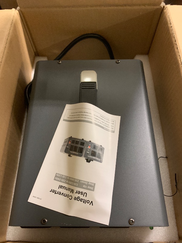 Photo 1 of Yinleader 5000 Step Up/Down Transformer Converter 110/120 Volt - 220/240 Volt w/US Power Cord,Circuit Breaker Protection (Grey)