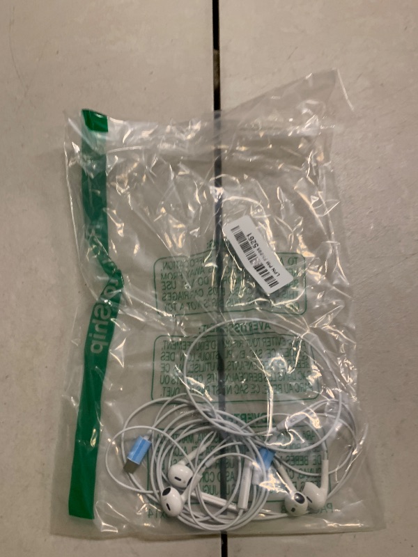 Photo 1 of 2 Pack-USB C Headphones for iPhone 17/16/15 Pro Max Plus Type C Earbuds with Microphone & Remote Noise Cancelling Earphones for iPhone 17/16/15 Pro, iPad,Galaxy S25/S24/S23/S22/S21/Ultra Note 10/20