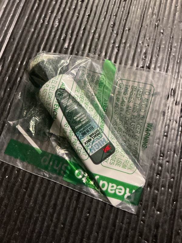 Photo 1 of 3M Small Hole Repair High Strength, All in One Applicator Tool, 1-Pack, Quick and Easy Repair for Nicks and Nail Holes, Includes Putty Knife, Spackle, and Sanding Pad For Wall Repairs (SHR-3-AIO)