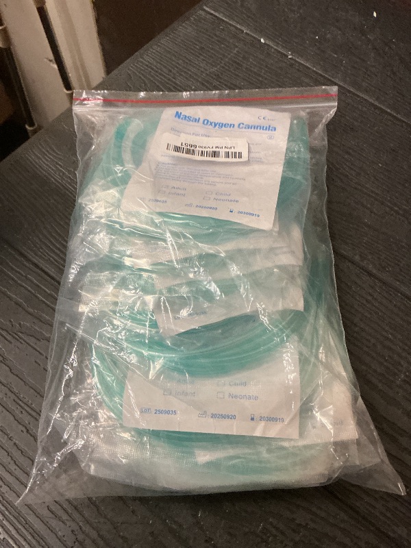 Photo 1 of 10 Pack High-Flow Ultra Soft Nasal Oxygen Cannula, Green Crush Resistant Tubing with Standard Connection 6.6 Feet