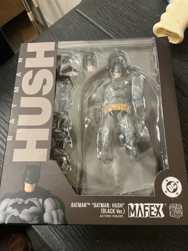 Photo 1 of DC Comics: Batman Hush (Black Version) Mafex Action Figure, Multicolor