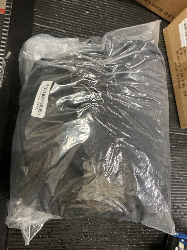 Photo 1 of GSOU SNOW Men's Winter Skiing Jacket Women Waterproof Warm Snow Coat Mountain Hooded Windproof Snowboard Jacket Black M