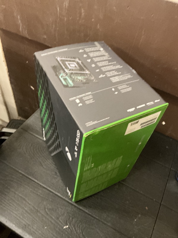 Photo 1 of Xbox Series X - Gaming Console - 1TB SSD - Includes Wireless Controller - 4K Gaming - 120FPS - Carbon Black