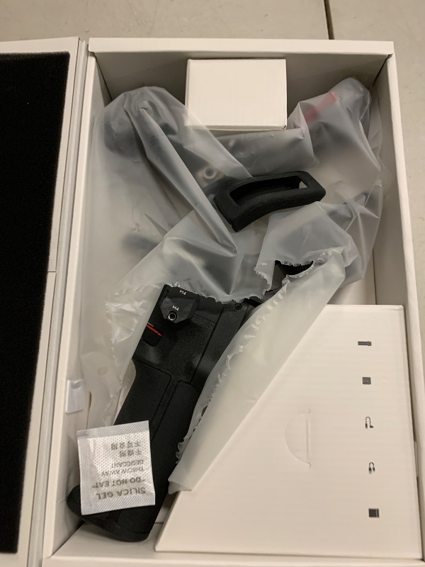 Photo 1 of DJI RS 3 Mini, 3-Axis Gimbal Stabilizer for Cameras Canon/Sony/Panasonic/Nikon/Fujifilm, 2 kg (4.4 lbs) Tested Payload, Camera Gimbal with Native Vertical Shooting, Black