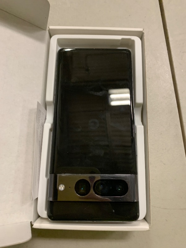 Photo 1 of Google Pixel 7 Pro 5G, US Version, 512GB, Obsidian - Unlocked (Renewed)