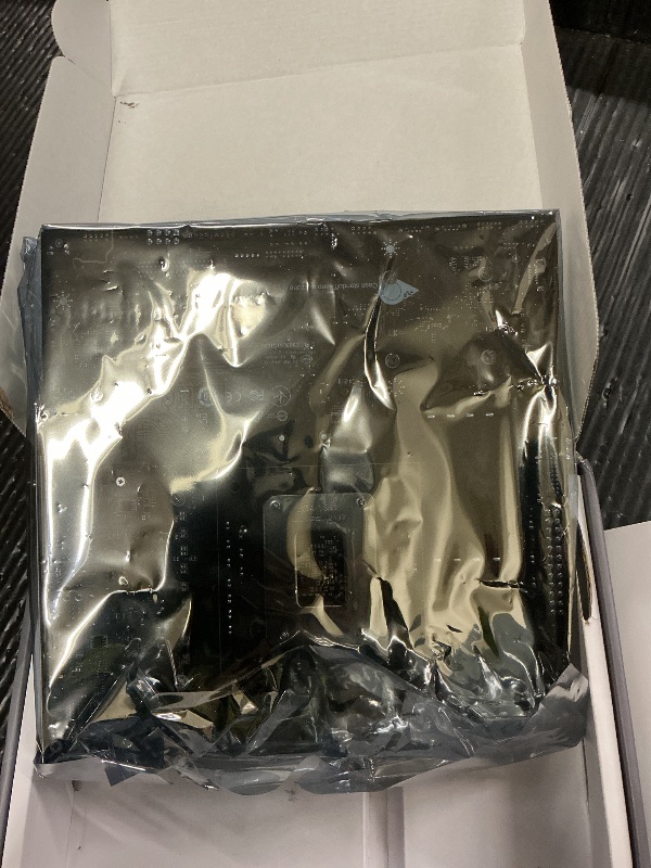 Photo 1 of MSI MAG B860M Mortar WiFi Motherboard, mATX - Supports Intel Core Ultra Processors (Series 2), LGA 1851 - DDR5 Memory Boost 9200+ MT/s OC, 1 x PCIe 5.0 x16, 1 x M.2 Gen5, 5G LAN, Wi-Fi 7