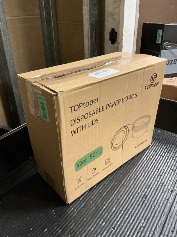 Photo 1 of TOPtoper 50 Pcs 32 Oz Large Paper Bowls with Lids, Disposable Soup Serving Bowls Bulk Party Supplies for Hot/Cold Food, Soup (32 OZ)