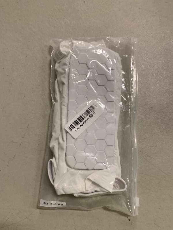 Photo 1 of 2pcs Ski Shin Guards-(Black and White,m)