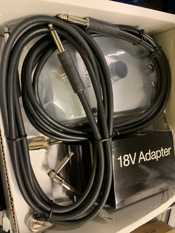 Photo 1 of MXR M222 TALK BOX Effects Pedal Voicebox for Guitar, Keyboard and other instruments with Tonebird 2- Cable, Dunlop Picks, 2- MXR Patch Cable Bundle