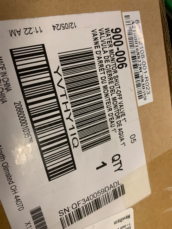 Photo 1 of Moen Flo Smart Water Monitor and Automatic Shutoff Sensor, Wi-Fi Connected Water Leak Detector for 1-Inch Diameter Pipe, 900-006