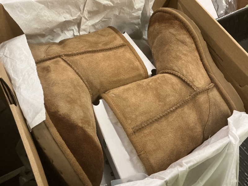 Photo 1 of UGG Unisex-Child Classic Ii Boot, Chestnut, 03