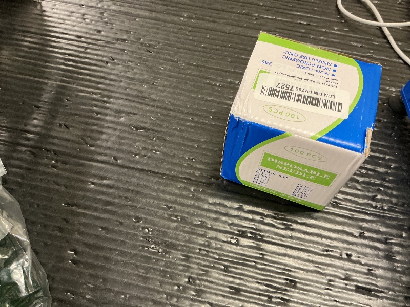 Photo 1 of 100 Pack 34 Gauge 4mm Disposable Needles with Caps for Industrial Dispensing and Scientific Lab Individually Wrapped