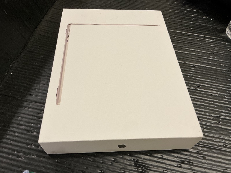 Photo 1 of Apple 2025 MacBook Air 13-inch Laptop with M4 chip: Built for Apple Intelligence, 13.6-inch Liquid Retina Display, 16GB Unified Memory, 256GB SSD Storage, 12MP Center Stage Camera, Touch ID; Starlight