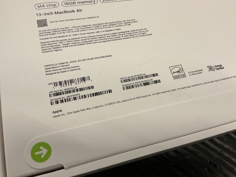 Photo 1 of Apple 2025 MacBook Air 13-inch Laptop with M4 chip: Built for Apple Intelligence, 13.6-inch Liquid Retina Display, 16GB Unified Memory, 256GB SSD Storage, 12MP Center Stage Camera, Touch ID; Starlight