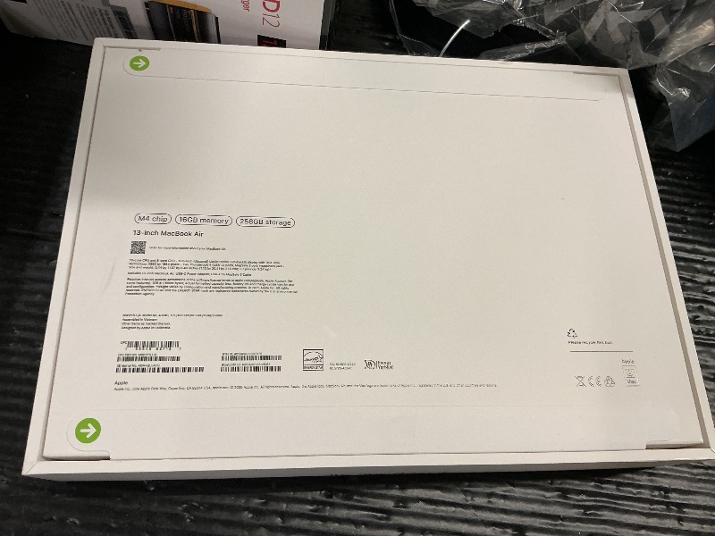Photo 1 of Apple 2025 MacBook Air 13-inch Laptop with M4 chip: Built for Apple Intelligence, 13.6-inch Liquid Retina Display, 16GB Unified Memory, 256GB SSD Storage, 12MP Center Stage Camera, Touch ID; Starlight