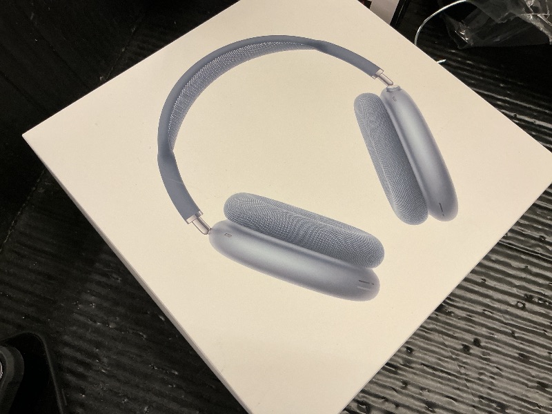 Photo 1 of Apple AirPods Max Wireless Over-Ear Headphones, Pro-Level Active Noise Cancellation, Transparency Mode, Personalized Spatial Audio, USB-C Charging, Bluetooth Headphones for iPhone - Blue