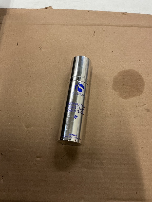 Photo 1 of iS CLINICAL Reparative Moisture Emulsion, Hydrating Anti-Aging Face Moisturizer with Hyaluronic Acid, Repairs and Protects Skin