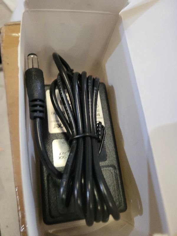 Photo 1 of 21V 1A Universal Lithium Battery Charger AC/DC Adapter Power Supply Cord 24Volt 1000mA 800mA 500mA Switching Transformer with 5.5×2.5/2.1mm Plug Jacks for Infant Monitor CCTV Cameras