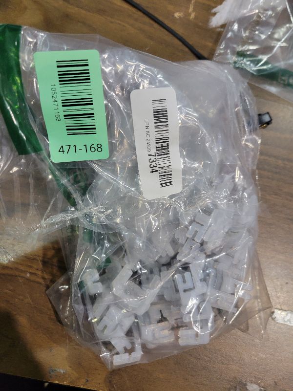 Photo 1 of 100 Pack Magnetic Christmas Light Clips, Upgraded Anti-Slip Metal Roof Christmas Light Hooks for C9 C7 Sockets, Weather-Resistant String Lighting Clips for Outside Gutters Patio Holiday (White)