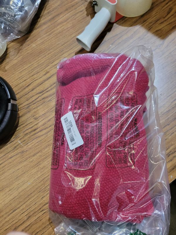 Photo 1 of 36 Inch Red Knitted Christmas Tree Skirt: Small Thick Cable Knit Round Cream Tree Skirt for 4-6FT Tree Rustic Neutral Farmhouse Neutral Christmas Tree Decorations Tree Base Cover