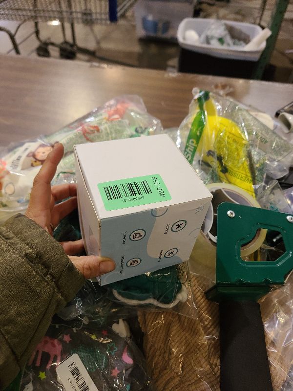 Photo 1 of 1200 Pieces Adhesive Glue Dots with 131ft Wall Protection Tapes, Protect Your Walls, Removable Double-sided Glue Tapes for Wall Balloon Decoration, Sticky Point Tapes for Crafts, Party, Birthday