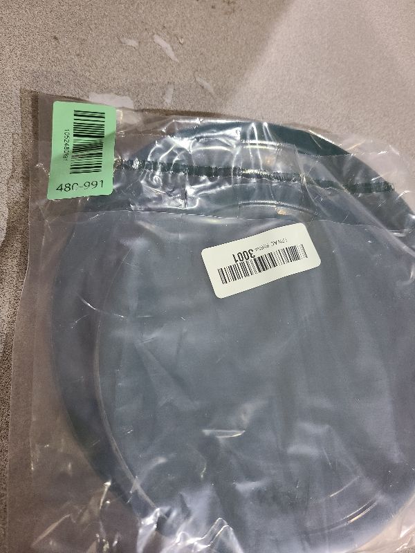 Photo 1 of 40Pcs Disposable Paper Plates Green,Including 20pcs 9" and 20pcs 7" Plates,Strong and Sturdy Disposable Plates for Party, Dinner, Holiday, Picnic,Birthday Party, Dinner Table, Wedding