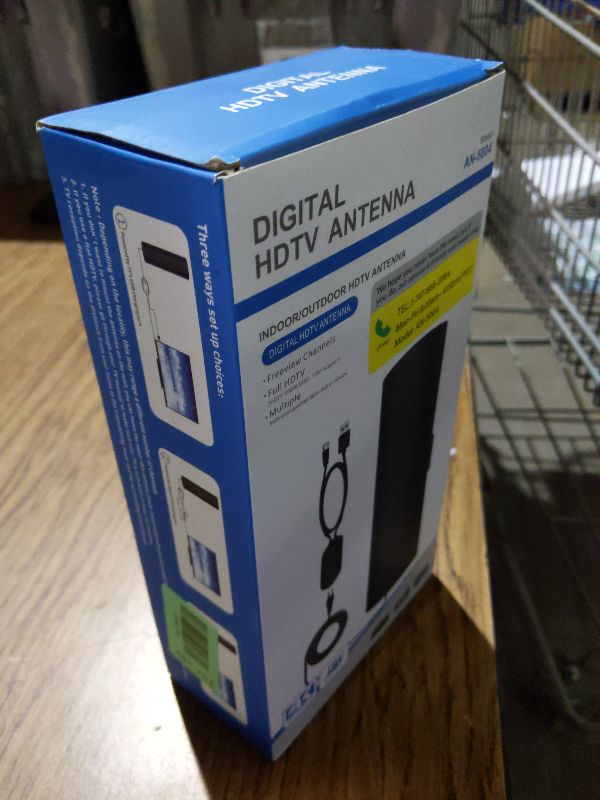 Photo 1 of 3200+ Miles TV Antenna Indoor, 360° Reception Digital Antenna for Smart TV and Old TVs, HD Antenna for Local Channels with Amplifier Signal Booster Support 4K 8K 1080p -38ft Thick Coaxial Cable