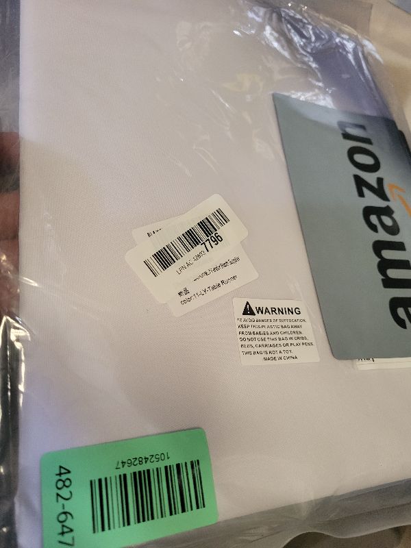 Photo 1 of 2 Pcs White Table Runner, Polyester Sublimation Heat Transfer Blanks Table Runners for Outdoor Birthday Wedding Party Banquet Restaurant Vendor Booth Supplies