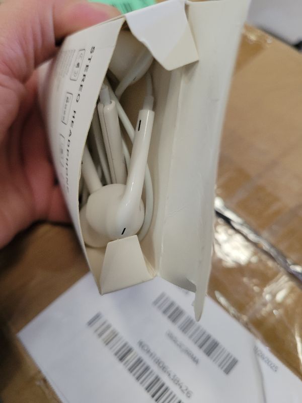 Photo 1 of 2 Pack Wired Headphones for iPhone Earbuds with Built-in Microphone & Volume Control Nosie Reduction Earphones Headsets Compatible with iPhone 14 13 12 11 Pro Max XS XR X 8 7, Support All iOS System