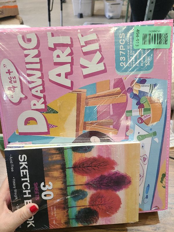 Photo 1 of 237-Piece Kids Art Set with Double-Sided Easel, Painting Kits for Kids Ages 4-8, Non-Toxic Art Supplies for Girls & Boys, Drawing Set with Watercolor, Oil Pastels, resent for Young Artists-Pink