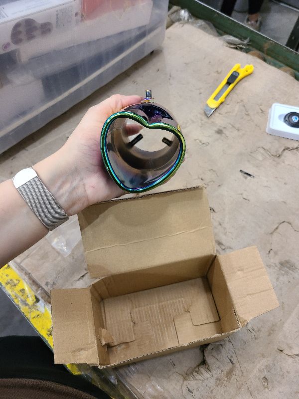 Photo 1 of 2.4 inch Inlet Heart Shaped Universal Car Exhaust Muffler Tip Pipe, Stainless Steel Pipe Car Accessories, Chrome Exhaust Tail Muffler Tip Pipe (1PC)