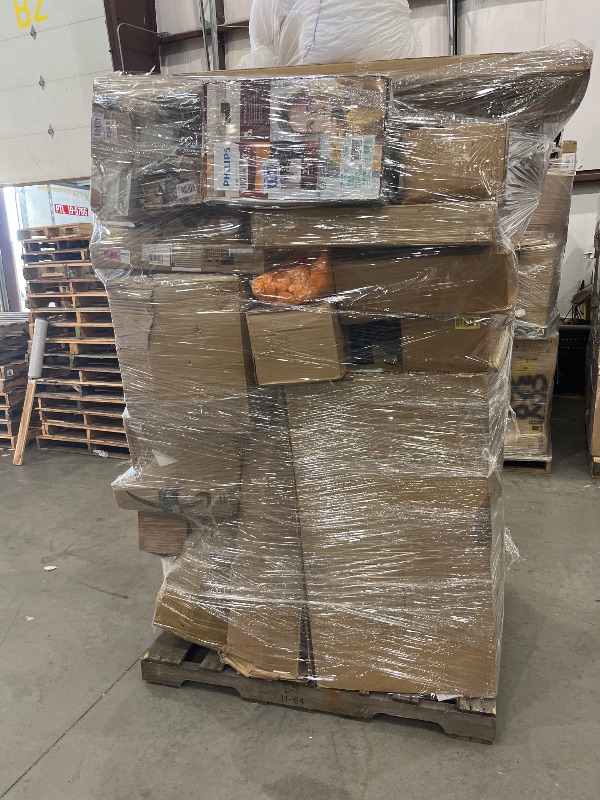 Photo 1 of General Merchandise pallet roughly 60 items