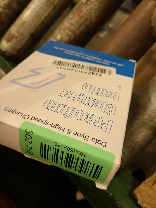 Photo 1 of ???? ???????? Apple Watch Charger,2-in-1 USB C Cable for iWatch & iPhone,6FT Fast Charging Cable with 20W Fast Wall Charger for Apple Watch Series 10/9/8/7/6/5/SE & iPhone14/13/12/AirPods