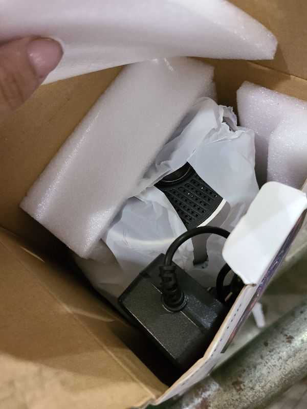 Photo 1 of ?Electric Focus?Mini Portable Projector with 4K Support, Bluetooth 5.4 WIFI6, 5watt Sound Base Speaker, 260 ANSI, Android 11, 210° Rotation , Auto Keystone Correction Video Projector HY300 PLUS