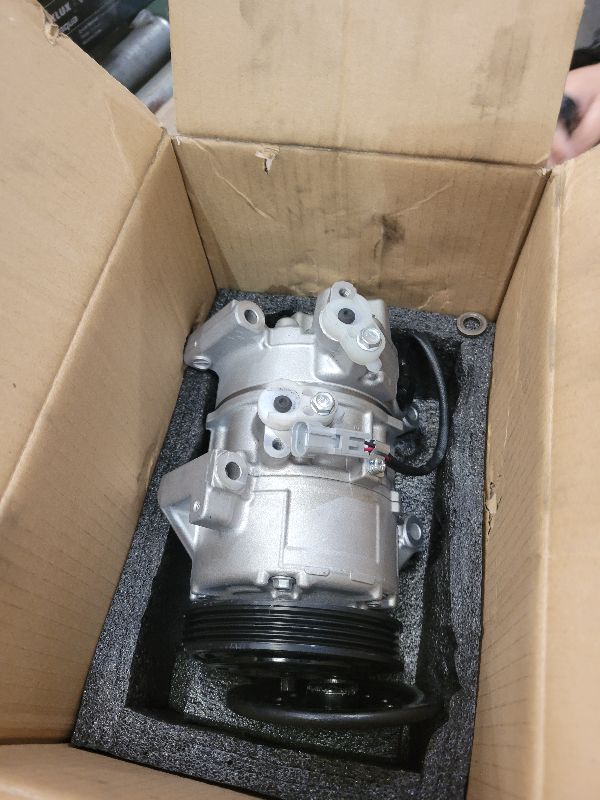 Photo 1 of 12V A/C Compressor with Clutch Compatible for Toyota Yaris 2007-2012 L4 1.5L Replaces 88310-52481 8831052481 Air Conditioning Compressor