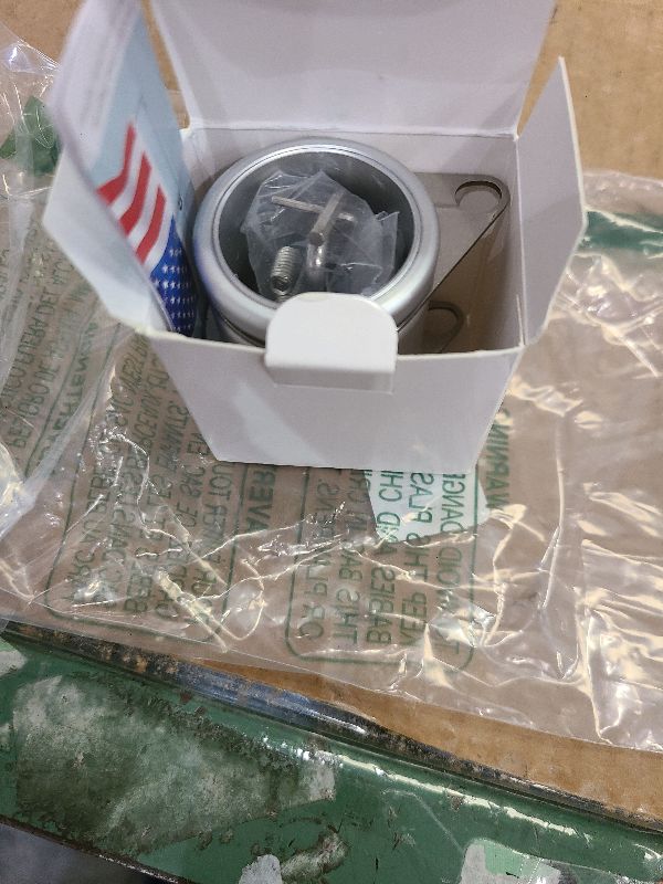 Photo 1 of 1.25" Flag Pole Rings, Aluminum Alloy Flagpole Rings 360° Rotating Anti Wrap Flag Mounting Ring, Spinning Flag Pole Clips with Carabiner for 1.02-1.25 Inch Diameter- Pack of 2 (Matte Silver)