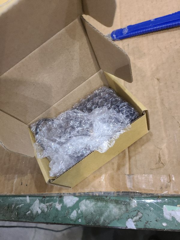 Photo 1 of 24W 12V 2A AC Adapter for Microsoft Surface RT Surface Pro 1 and Surface 2 1512 1513 1516 1572 Charger