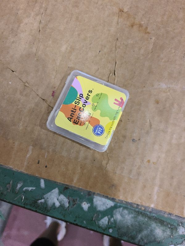 Photo 1 of [3 Pairs] Ear Tips Covers for Bose New QuietComfort Earbuds (2024), Silicone Sport Ear Hook Cover Accessories for Bose New QC Earbuds, Anti-Slip Replacement Eartip Fit Kit (S,M,L) (Off White)