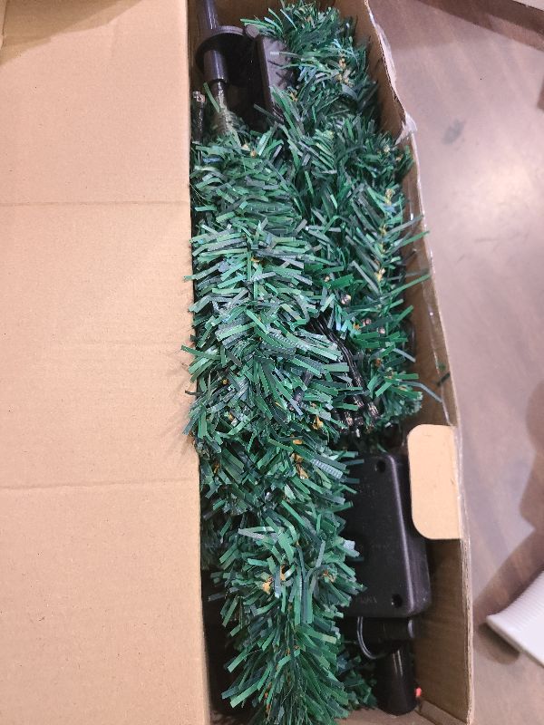 Photo 1 of 4PCS Solar Christmas Tree Garden Stake Lights Waterproof Christmas Decorations Tree Lights Outdoor Xmas Tree Light Christmas décor Pathway Lights Patio Yard?4PCS?