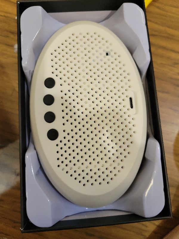 View 2 of 18 in 1 Air Quality Monitor Indoor, Portable CO2 Detector for CO2, Temperature (°F), Humidity, VOC, PM2.5, PM1.0, PM10 & Time Display, ?Dual Chip & High Accuracy?Air Quality Tester for Home