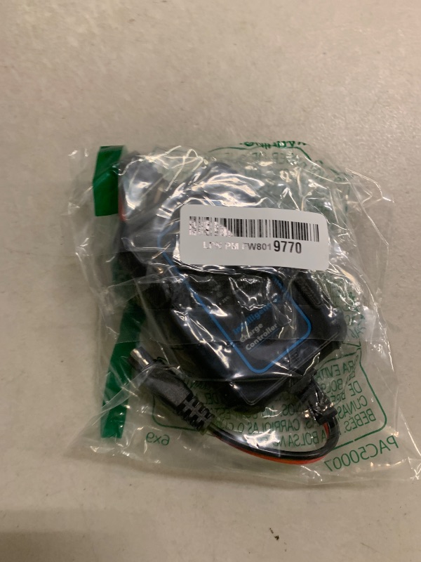 Photo 1 of 10Amp 12 Volt MPPT Solar Charge Controller, Bateria Power Intelligent Portable Solar Panel Controller, Max PV 150W 30Voc Solar Regulator for Gel AGM Lead-Acid, Lithium LiFePO4 Battery (SunRock 10)